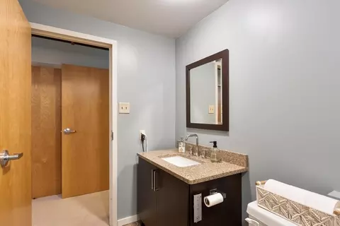 Bath - 1 Envelope Ter #107, Worcester, MA 01604 photo 2 of 4