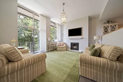 100 Parks St #18, Duxbury, MA 02332