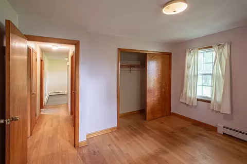 Bedroom - 8 Primrose Path, Hatfield, MA 01038 photo 4 of 4