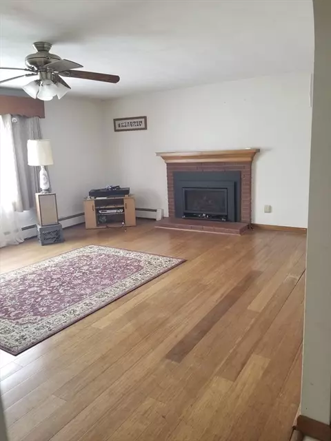 Living - 320 Palmer Rd, Ware, MA 01082 photo 2 of 2