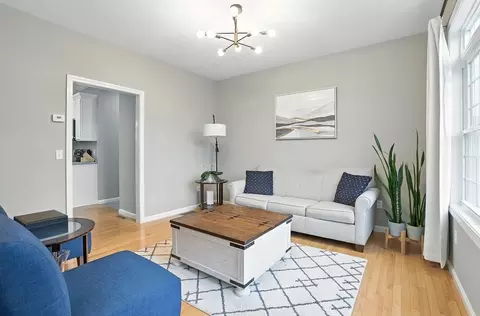 Living - 5 Peach Tree Dr, Sutton, MA 01590 photo 3 of 3