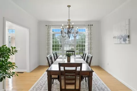 Dining - 5 Peach Tree Dr, Sutton, MA 01590 photo 3 of 3