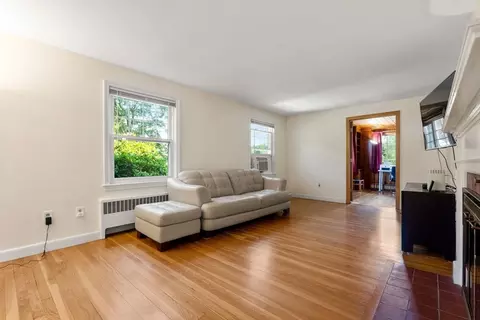 Living - 6 Chute Rd, Dedham, MA 02026 photo 3 of 4