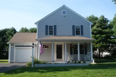 7 Bluestone Ter, Sandwich, MA 02537