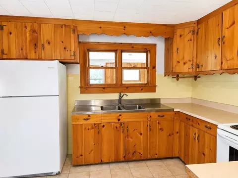1439 S Main St, Athol, MA 01331 photo 3