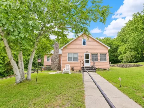 1439 S Main St, Athol, MA 01331 photo 1