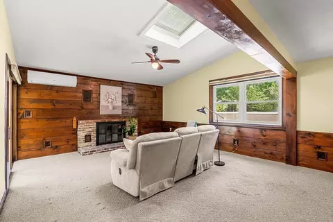 Living - 173 Florence Rd, Lowell, MA 01851 photo 3 of 4