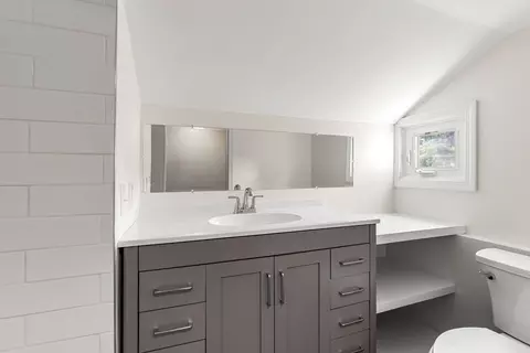 Bath - 173 Florence Rd, Lowell, MA 01851 photo 3 of 3