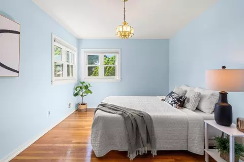 Bedroom - 173 Florence Rd, Lowell, MA 01851 photo 5 of 10