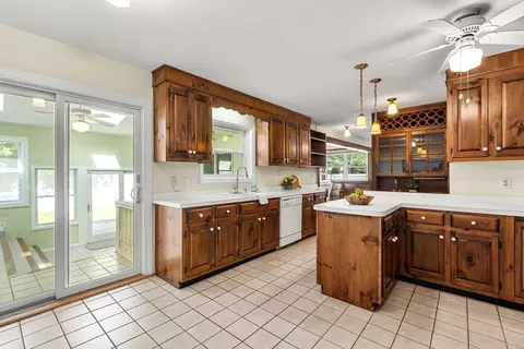 Kitchen - 173 Florence Rd, Lowell, MA 01851 photo 1 of 5