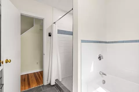 Bath - 173 Florence Rd, Lowell, MA 01851 photo 2 of 3