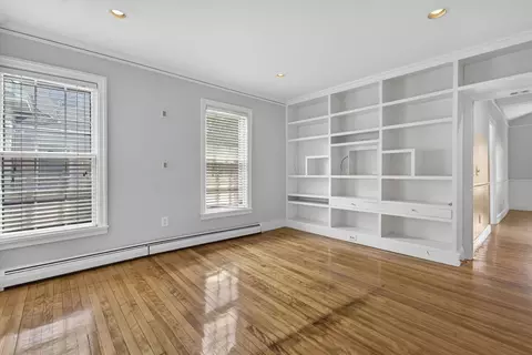 Living - 12 Crown St, Worcester, MA 01609 photo 9 of 10