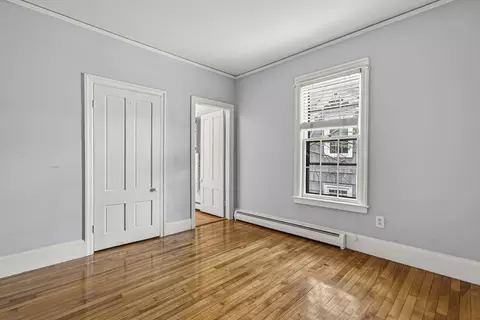 Bedroom - 12 Crown St, Worcester, MA 01609 photo 3 of 5