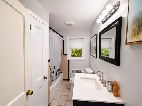 6 Hara St, Worcester, MA 01604 photo 10