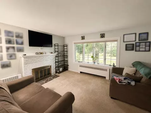 6 Hara St, Worcester, MA 01604 photo 8