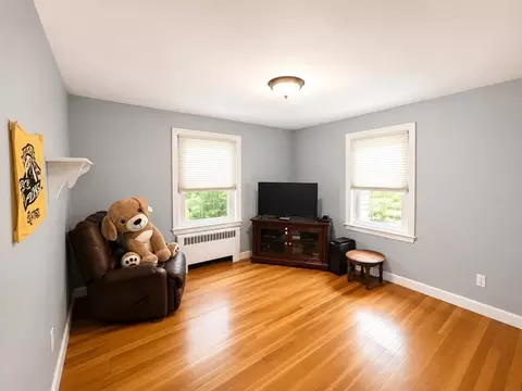 6 Hara St, Worcester, MA 01604 photo 11