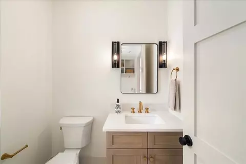 Bath - 18 Grant St #REAR, Needham, MA 02492 photo 1 of 4