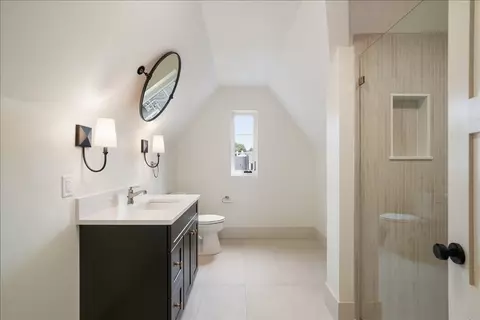 Bath - 18 Grant St #REAR, Needham, MA 02492 photo 3 of 4