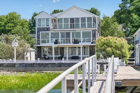 Exterior - 9 Beach Rd, Hingham, MA 02043 photo 1 of 2