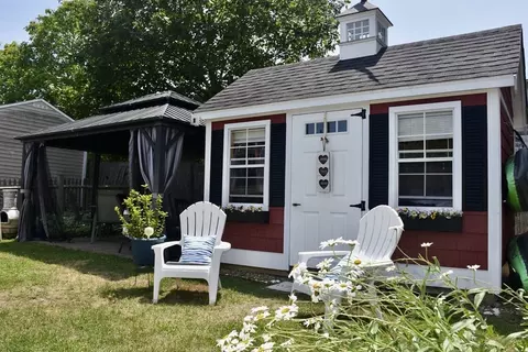 Exterior - 30 Thirteenth St, Wareham, MA 02571 photo 12 of 13