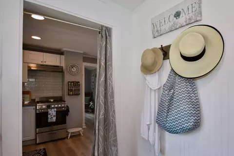 Entry Way - 30 Thirteenth St, Wareham, MA 02571 photo 3 of 3