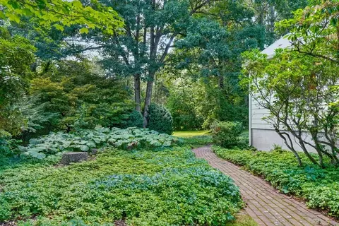 Exterior - 41 Taylor Rd, Acton, MA 01720 photo 7 of 11