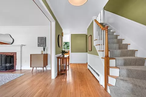 Entry Way - 41 Taylor Rd, Acton, MA 01720 photo 1 of 4