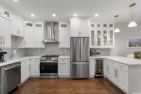 17 Cordis St #A, Boston, MA 02129