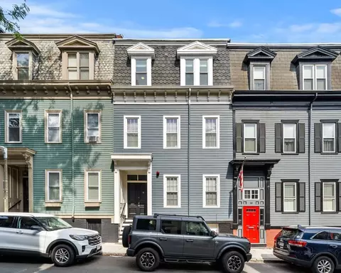16 Trenton St #3, Charlestown, MA 02129