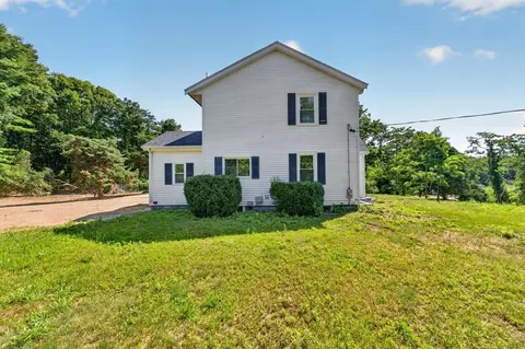 71 Great Neck Rd, Wareham, MA 02571 photo 3
