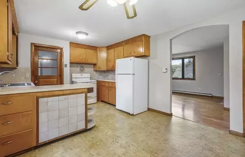 185 Gardens Dr, Springfield, MA 01119 photo 6