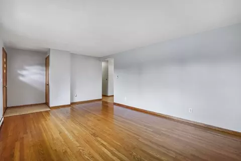 185 Gardens Dr, Springfield, MA 01119 photo 9