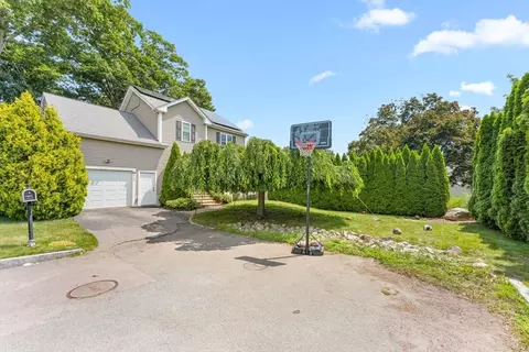 152 Harding St, Fall River, MA 02720 photo 3