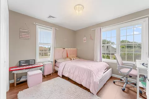 152 Harding St, Fall River, MA 02720 photo 20