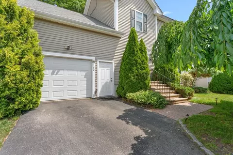 152 Harding St, Fall River, MA 02720 photo 4
