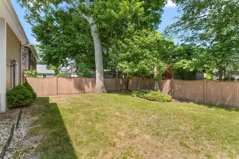 152 Harding St, Fall River, MA 02720 photo 26