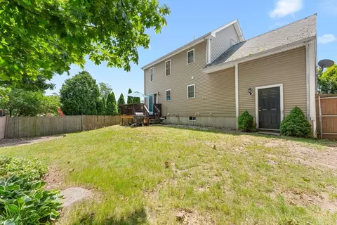 152 Harding St, Fall River, MA 02720 photo 27