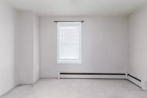 25 Prospect St, Ware, MA 01082 photo 10