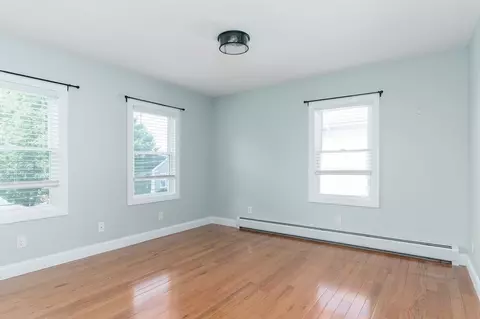 25 Prospect St, Ware, MA 01082 photo 8