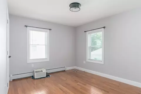 25 Prospect St, Ware, MA 01082 photo 7