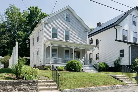 25 Prospect St, Ware, MA 01082 photo 2