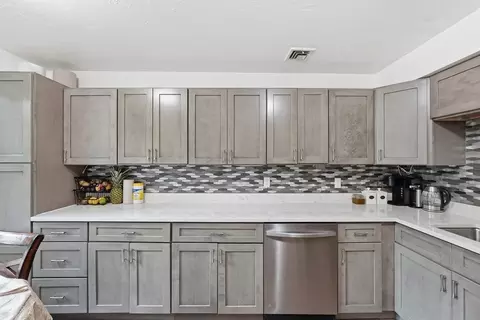 23 Cobblestone Ln #23, Worcester, MA 01606 photo 9