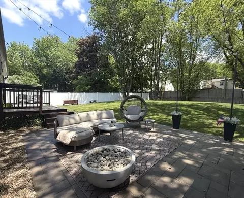 Exterior - 23 Roberta Rd, Blackstone, MA 01504 photo 6 of 8