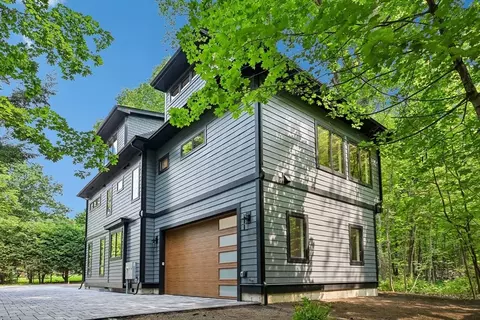 Exterior - 37 Moseley, Needham, MA 02492 photo 7 of 12