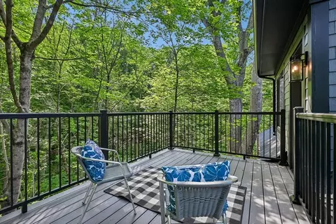 Exterior - 37 Moseley, Needham, MA 02492 photo 5 of 12