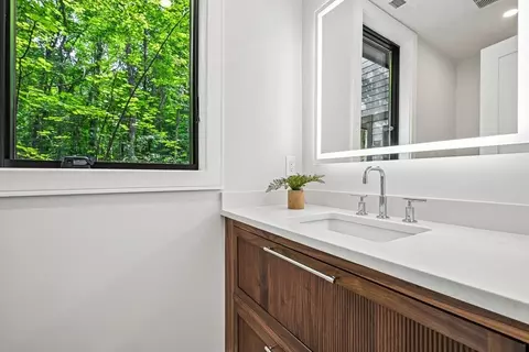 Bath - 37 Moseley, Needham, MA 02492 photo 2 of 6
