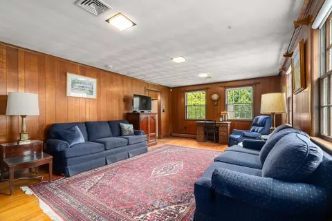 40 Cape Cod Ln, Milton, MA 02186 photo 14