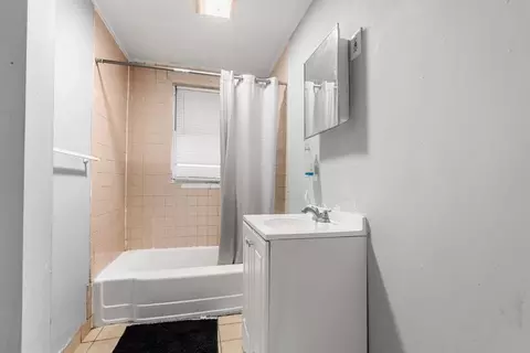 Bath - 308 Rogers St, Lowell, MA 01852 photo 1 of 2