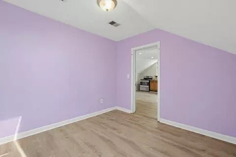 230 Pleasant St, Worcester, MA 01609 photo 38