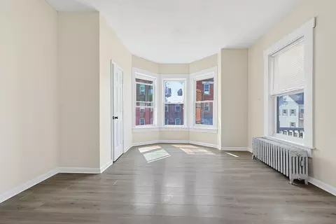 230 Pleasant St, Worcester, MA 01609 photo 8